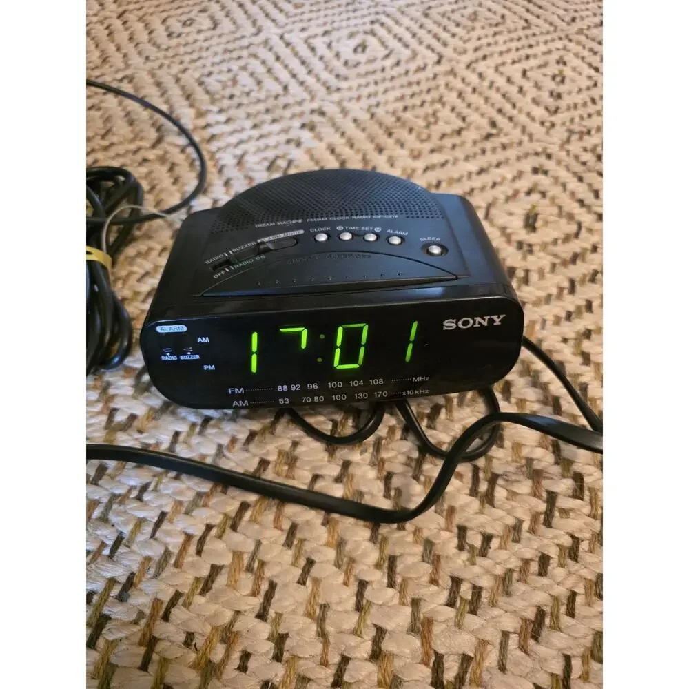 Sony Dream Machine ICF-C218‎ AM FM Digital Alarm Clock Radio Black C1